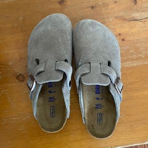 Boston Birkenstock Clog - Taupe